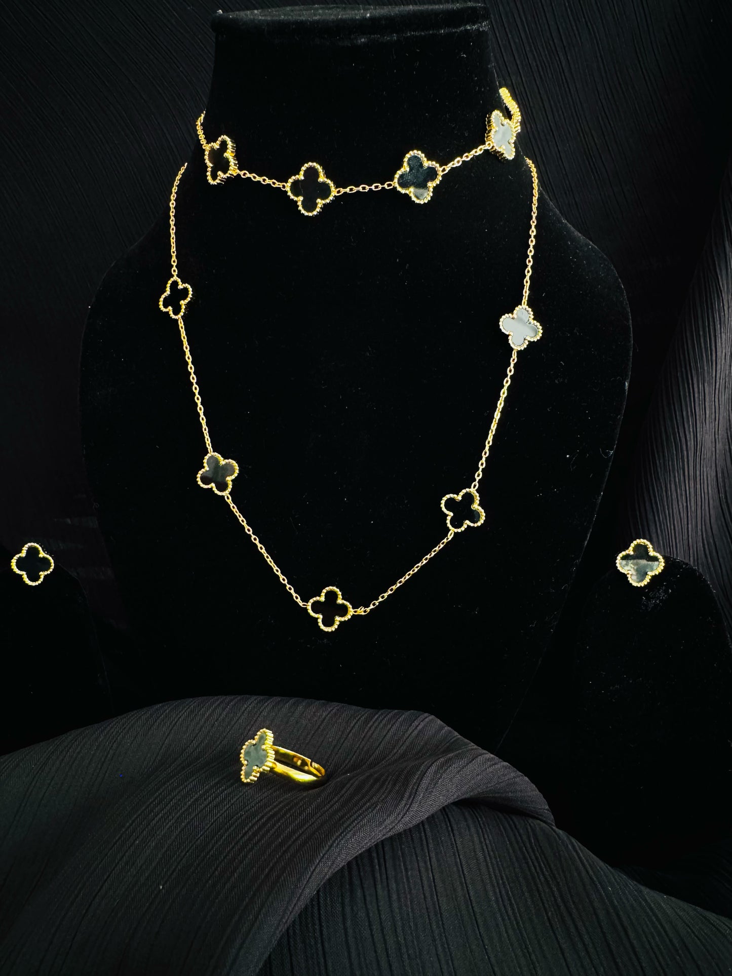 Luxury Clover Black Enamel Gold-Plated Jewellery Set for Women – Necklace, Bracelet, Ring & Stud Earrings | Anti-Tarnish Designer Set