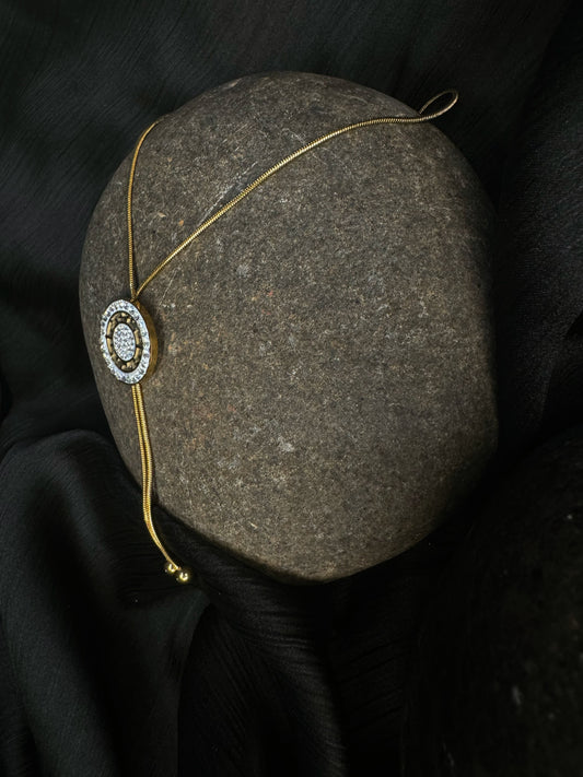 Luxury Round Crystal Anti-Tarnish Adjustable Pendant Necklace for Women – Gold Plated Elegant Statement Jewellery