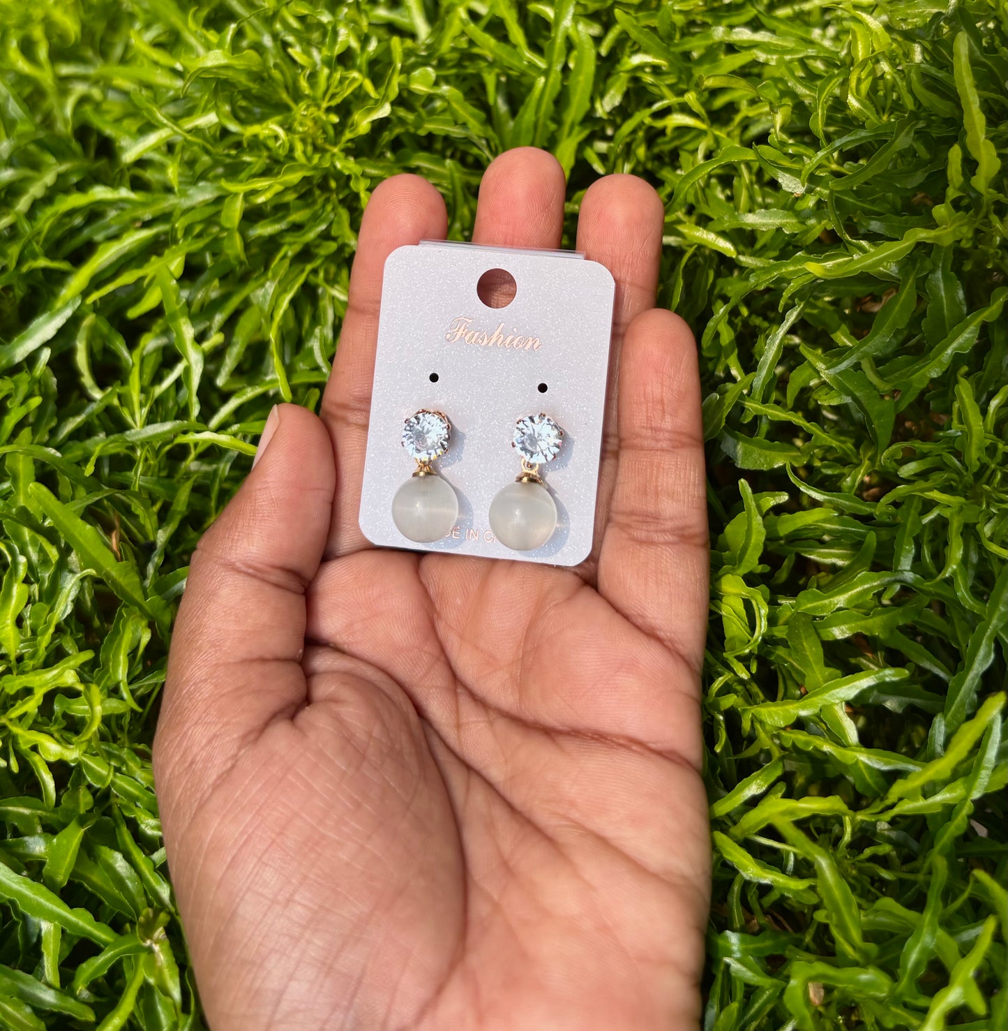 Korean Crystal Pearl Drop Earrings – Elegant Gold Stud Minimal Korean Style Earrings for Women