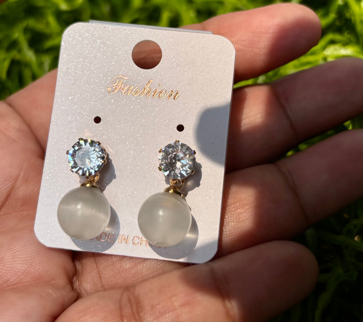 Korean Crystal Pearl Drop Earrings – Elegant Gold Stud Minimal Korean Style Earrings for Women