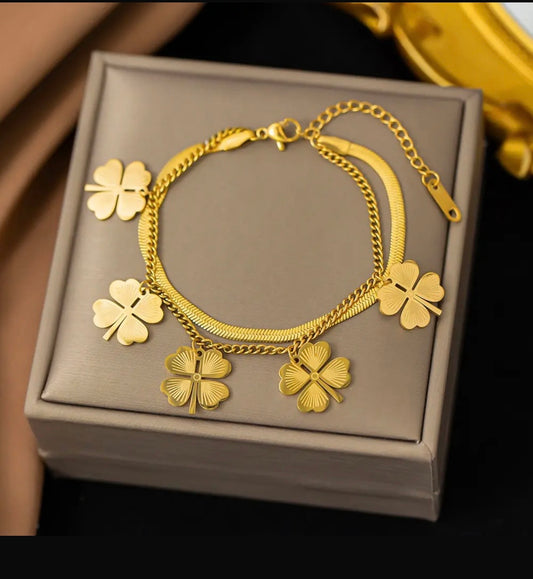18K Gold Plated Anti Tarnish Clover Charm Bracelet | Waterproof Stainless Steel PVD Chain Jewelry
