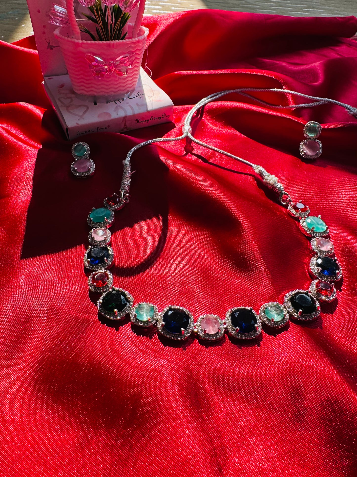 Multi coloured necklace