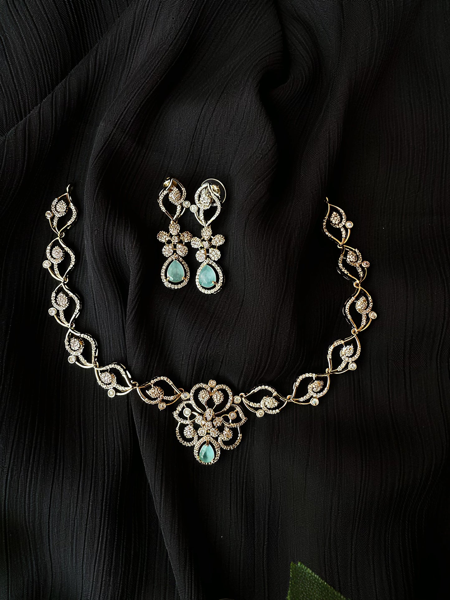 Silver/Teal green elegance