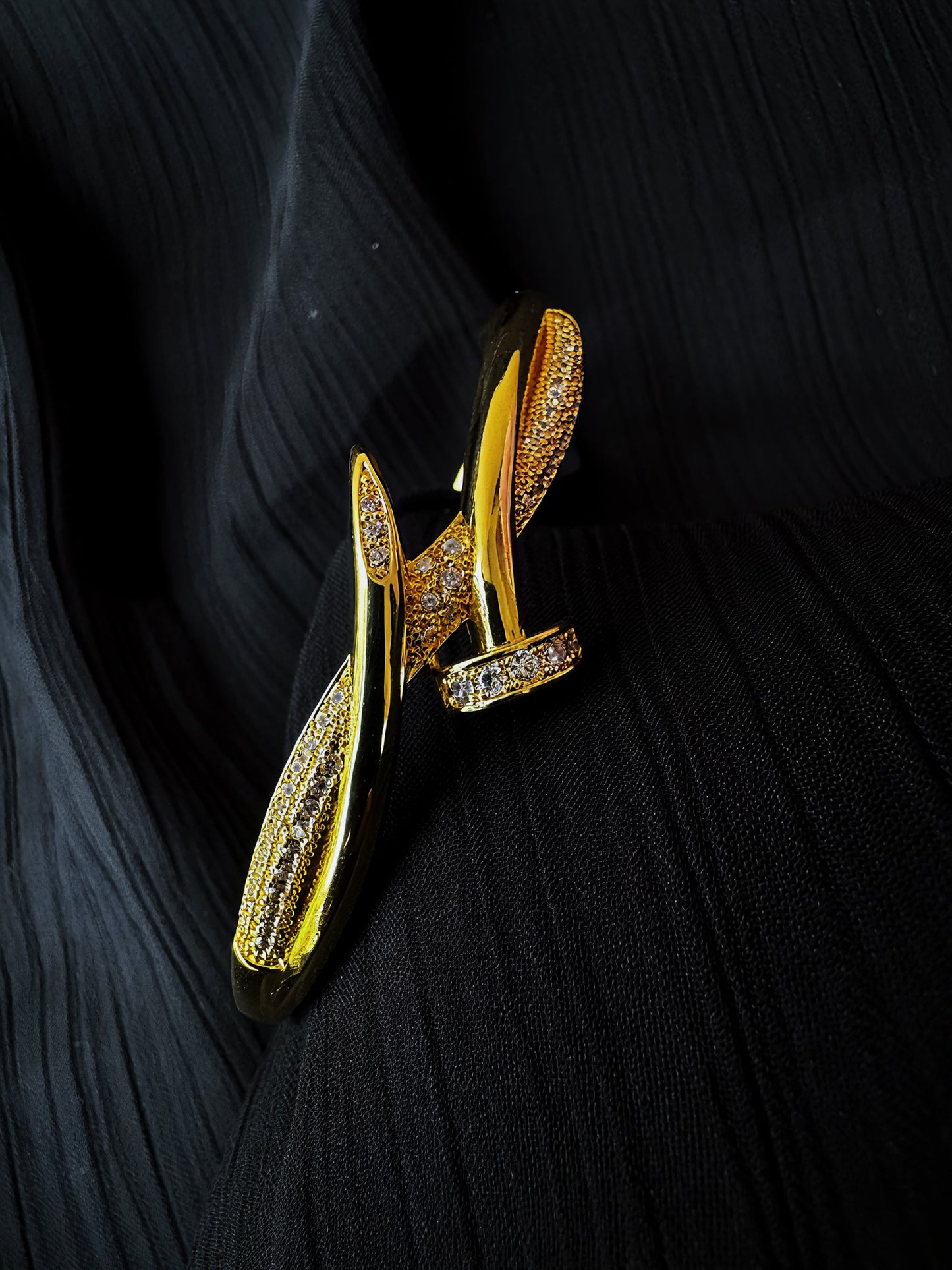 Sleek Shine Bracelet