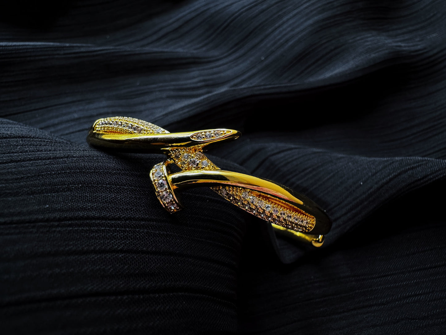 Sleek Shine Bracelet