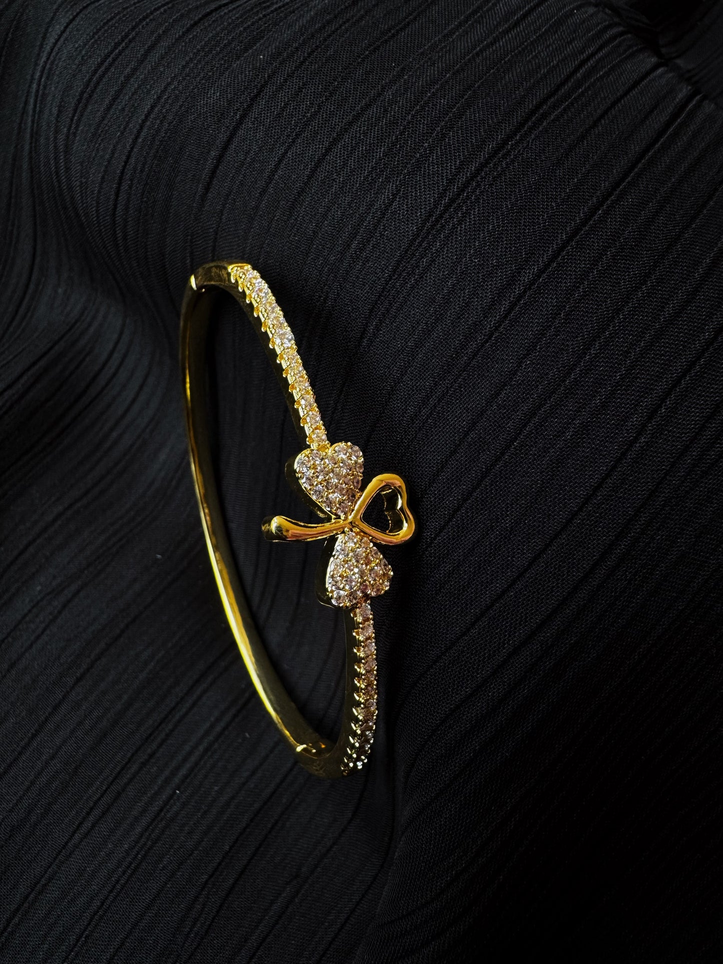 Butterfly Anti-Tarnish Bracelet for Women | Gold Plated Stainless Steel Adjustable Luxury Bracelet – Huli Jewels